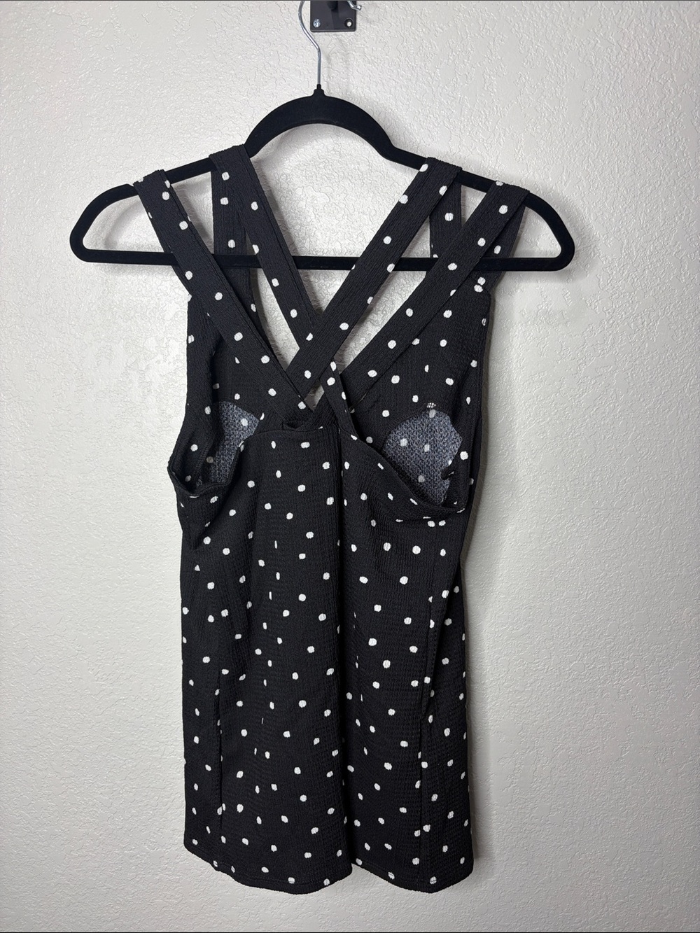 Colette Malouf Black and White Polka Dot Sleeveless Blouse - Picture 2 of 4